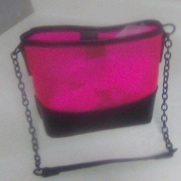 Susie's Essentials - Picture 2 of 5